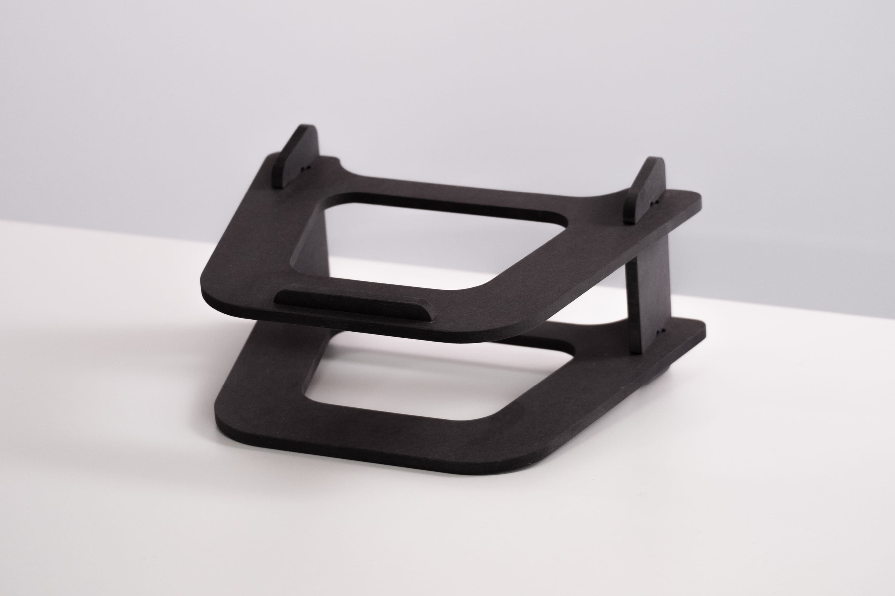 bild02_hydesk_schwarz_3000x2000 Hydesk Multistand