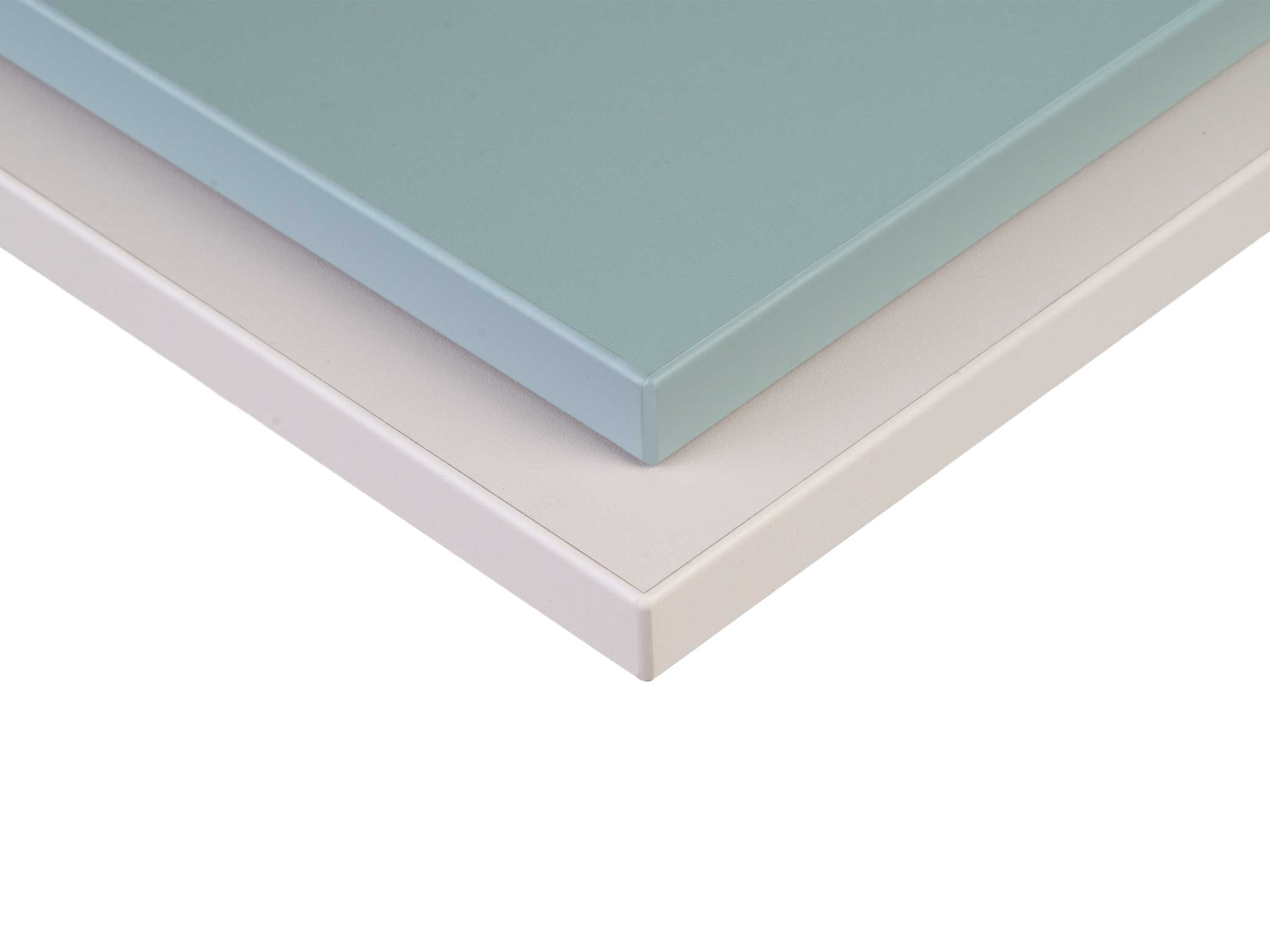 Schreibtischplatte in Dunkelblau und Rosa Detailfoto der Kanten