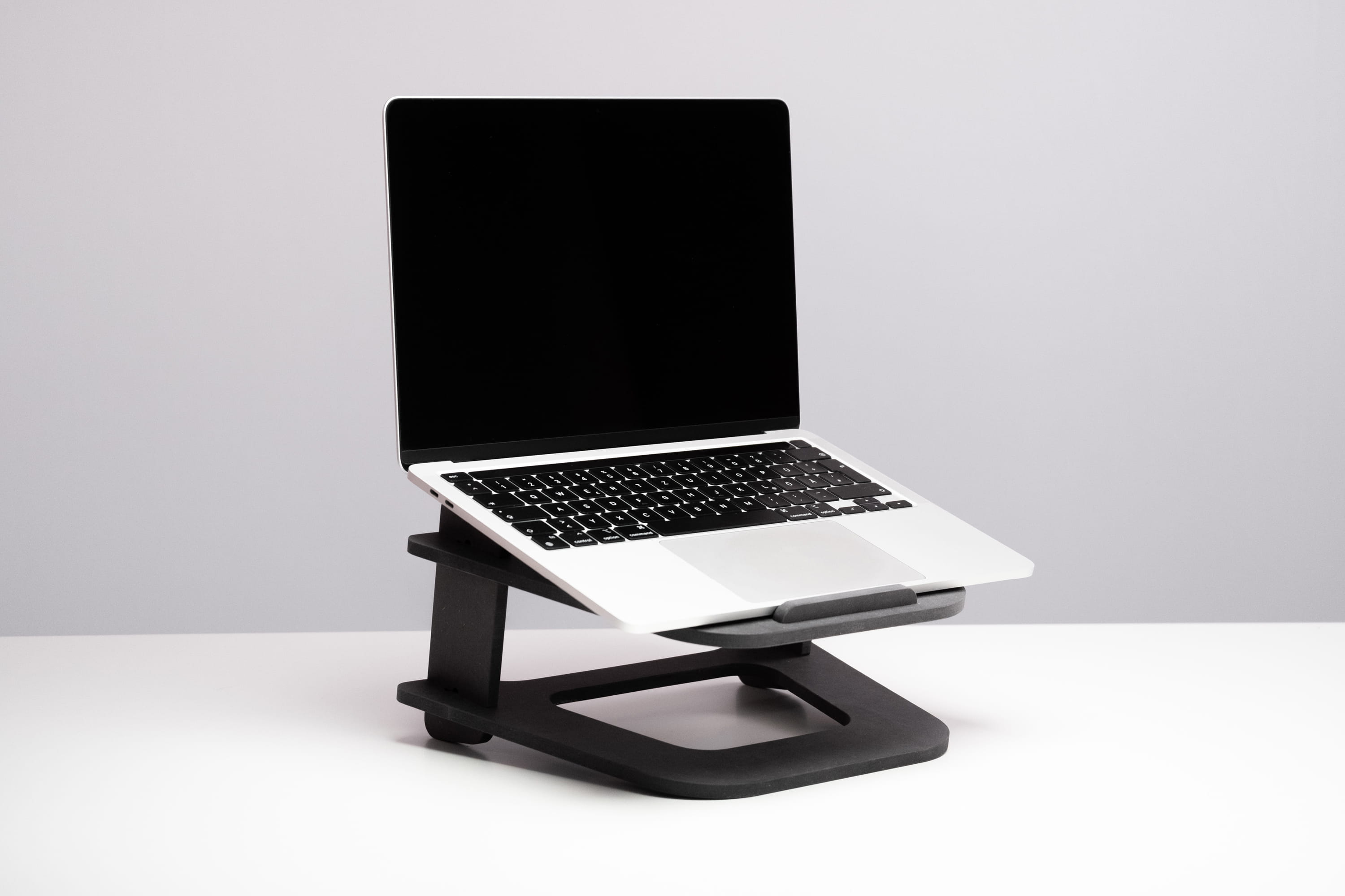 bild04_hydesk_schwarz_3000x2000 Hydesk Multistand