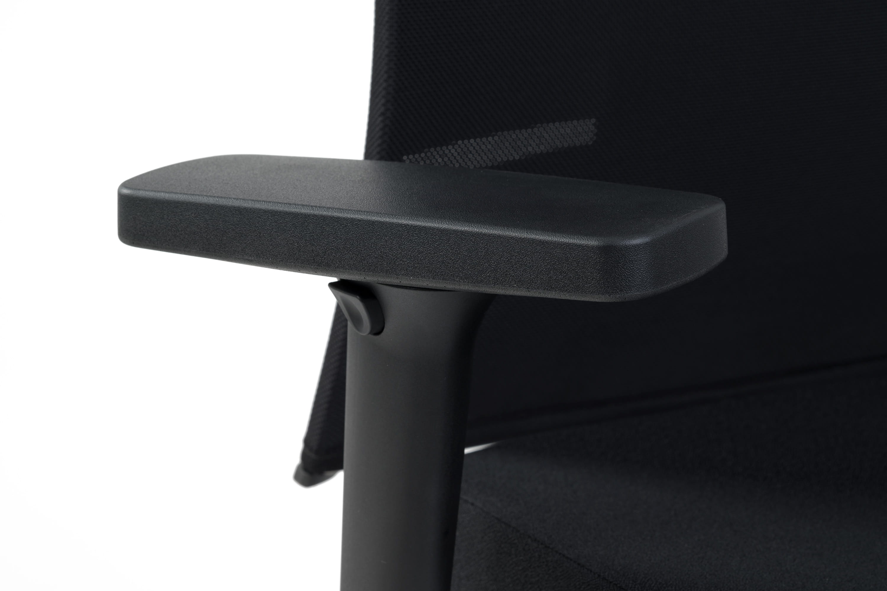 bild13_mt13_schwarz-schwarz_3000x2000 AGILIS MATRIX 3.13 – Chaise de bureau